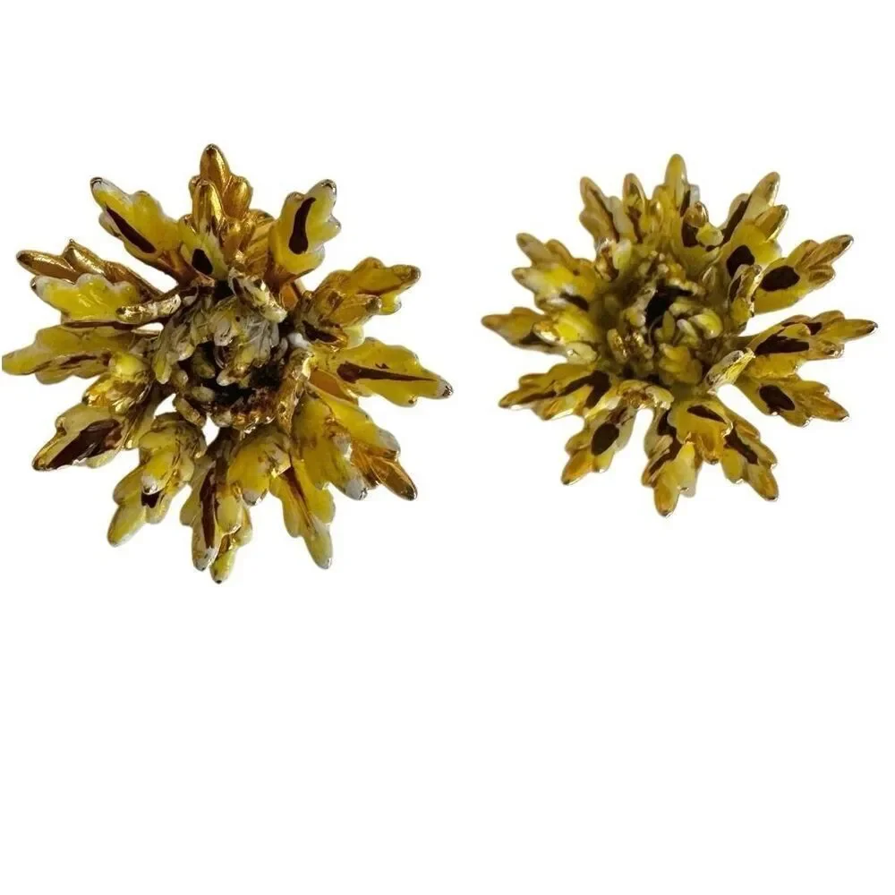 Yellow floral vintage gold tone clip on earrings